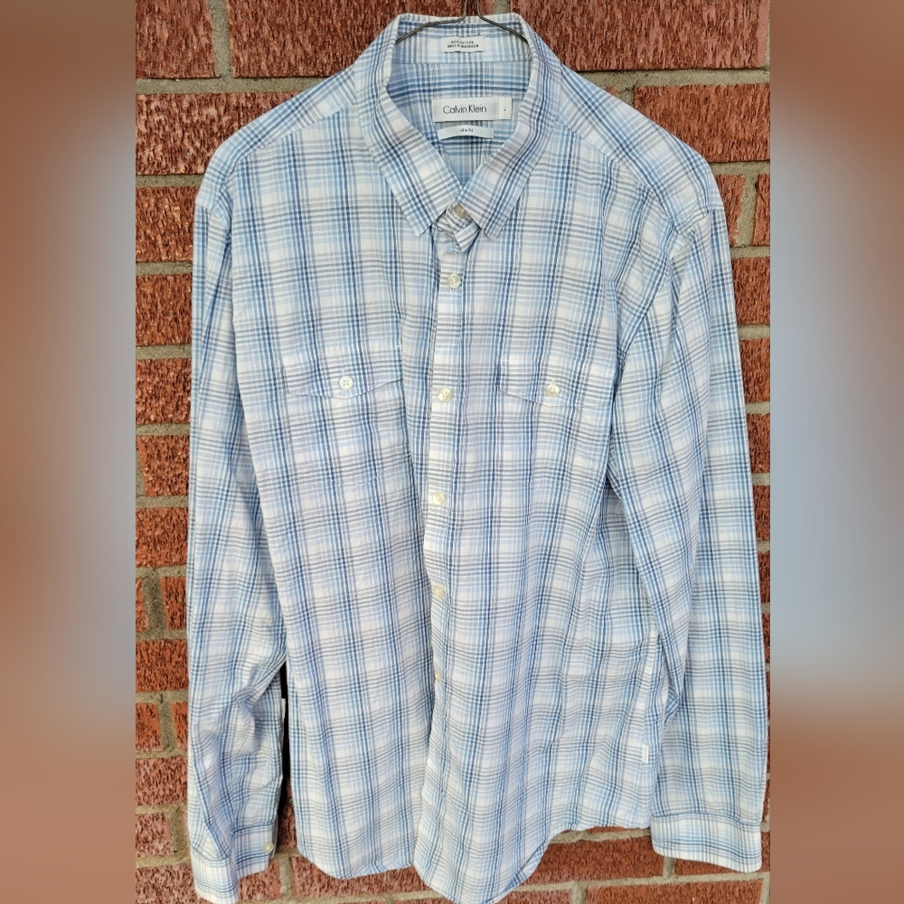 Calvin Klein button down. Slim fit. Large